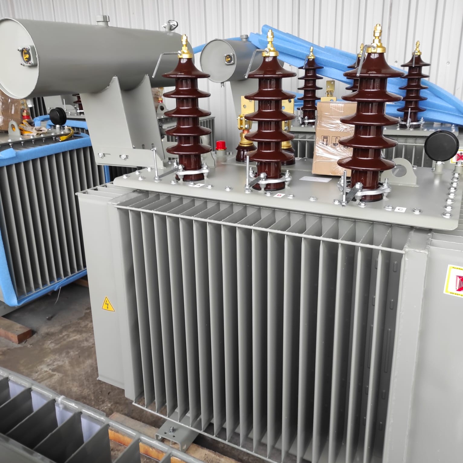 500 kVA heavy duty oil immersed transformer manufactured by DATSAN