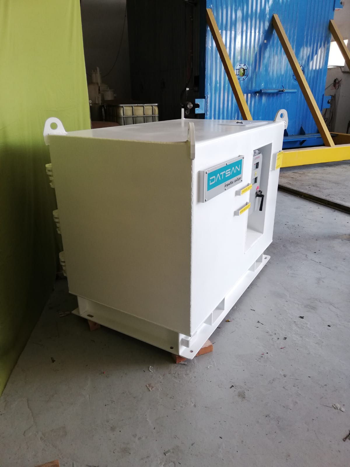 70 kVA maintenance free distribution transformer