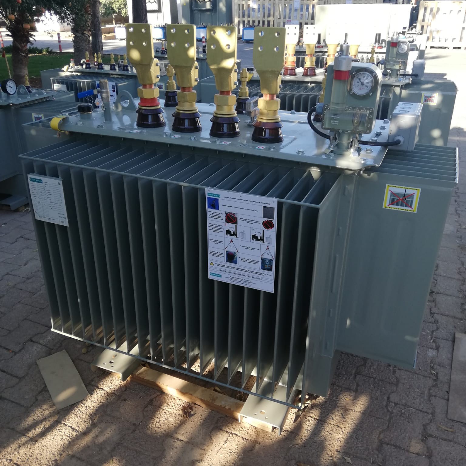 800 kVA copper or aluminum winding transformer